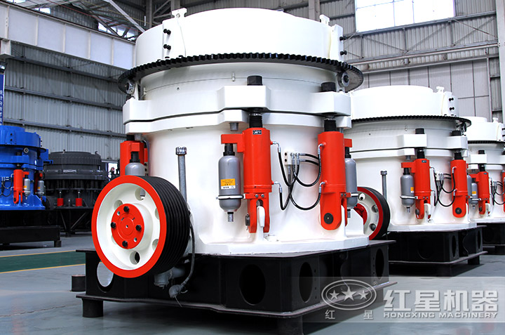 圆锥破碎机实拍图,运行平稳 后期维护成本低 圆锥破碎机实拍图,运行平稳 后期维护成本低