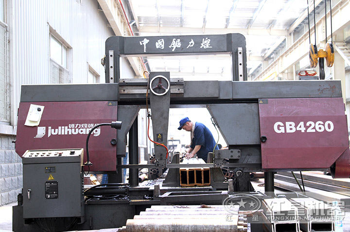 大型设备生产车间 大型设备生产车间